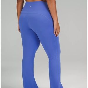 Lululemon Groove Super-High-Rise Flared Pant Nulu